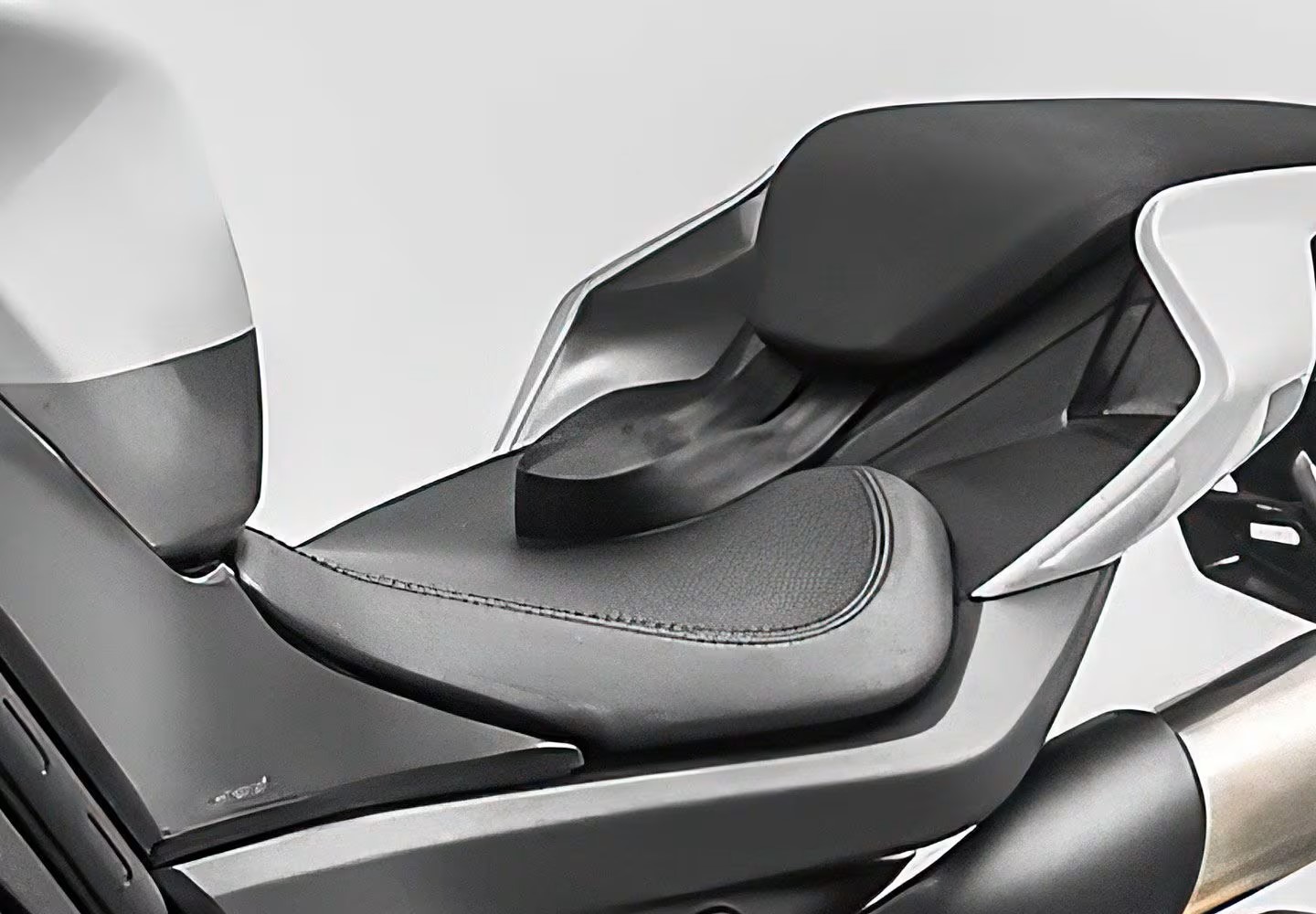 CFMOTO представляет 750SS с ремнем безопасности: революция в мире спортбайков