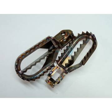 Фото Подножки титановые -5mm MX, SXF/SX/TC/FC/MC/MCF125-250-300-350-450-500-525 23-25, EXC/EXCF/FE/TE/EC/ECF250-300-350-450-50024-25, SX85/TC85/MC85 25-